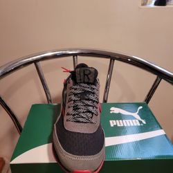 Mens Puma And Reboks Size 9