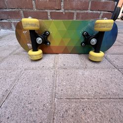 Mini 17” Skateboard