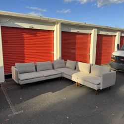 (Free Delivery) Light Gray Sectional Sofa Couch