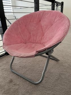 Round Fluffy Pink Chair