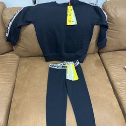 Off-white Outfit