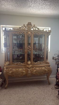 Vitrina antique hermosa