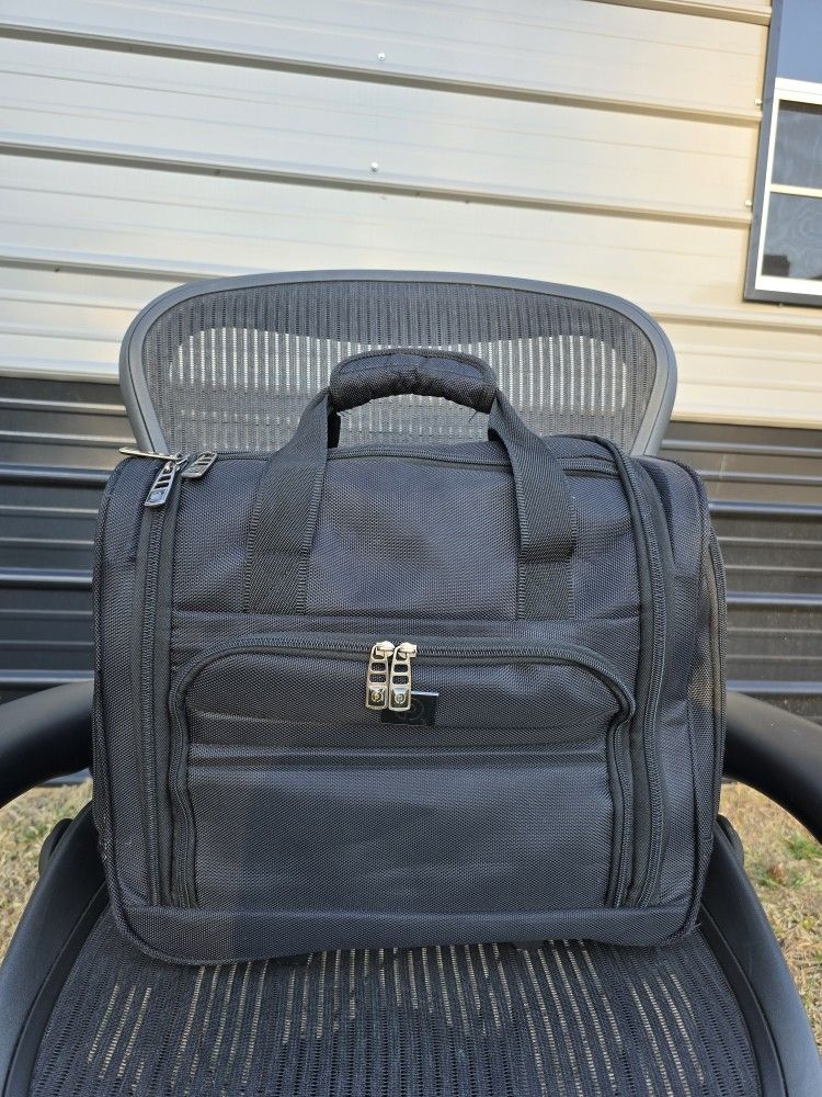 Protégé 16” under seat black luggage