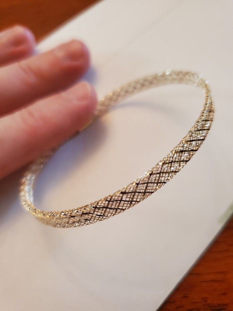 14k Gold Stretch Bangle Bracelet
