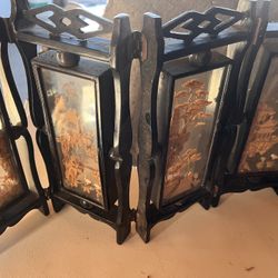 Fintage Wooden China Town 