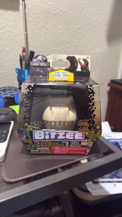 Jurassic World Bitzee