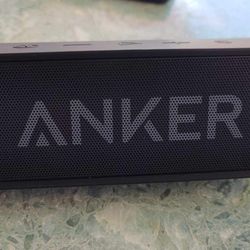 Anker SoundCore 2 Bluetooth speaker, micro-usb charging