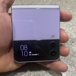 Samsung Galaxy Zflip 3 - Unlocked 128gb