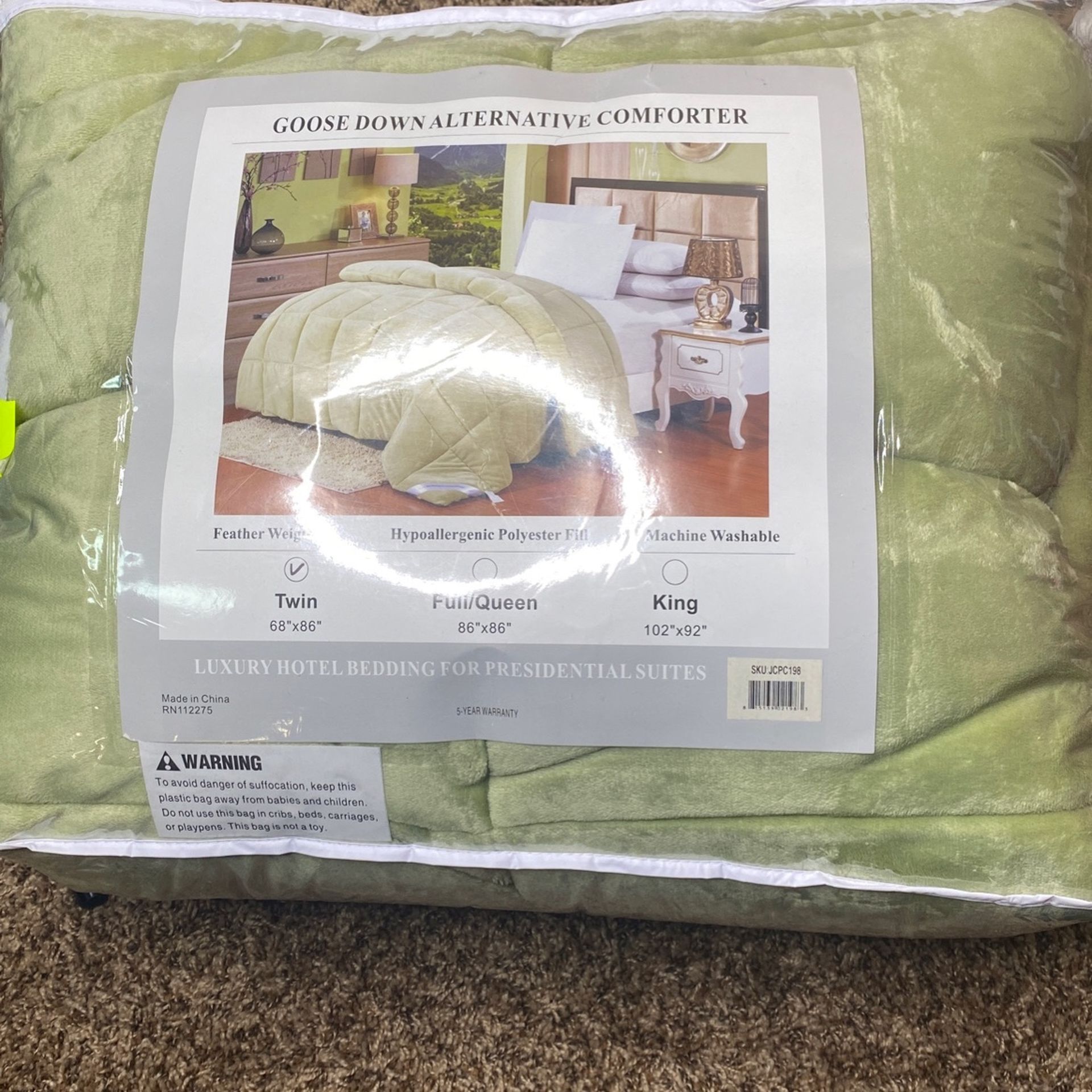 Goose Down Alternative Comforter