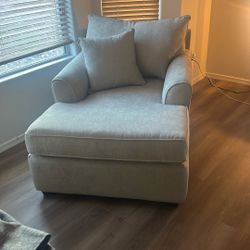 Brand New Chaise Lounge
