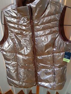 Vest NEW. Copper color beautiful