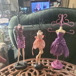 VINTAGE LADY JEWELRY STANDS (READ THE DESCRIPTION). VARIOUS PRICES. 