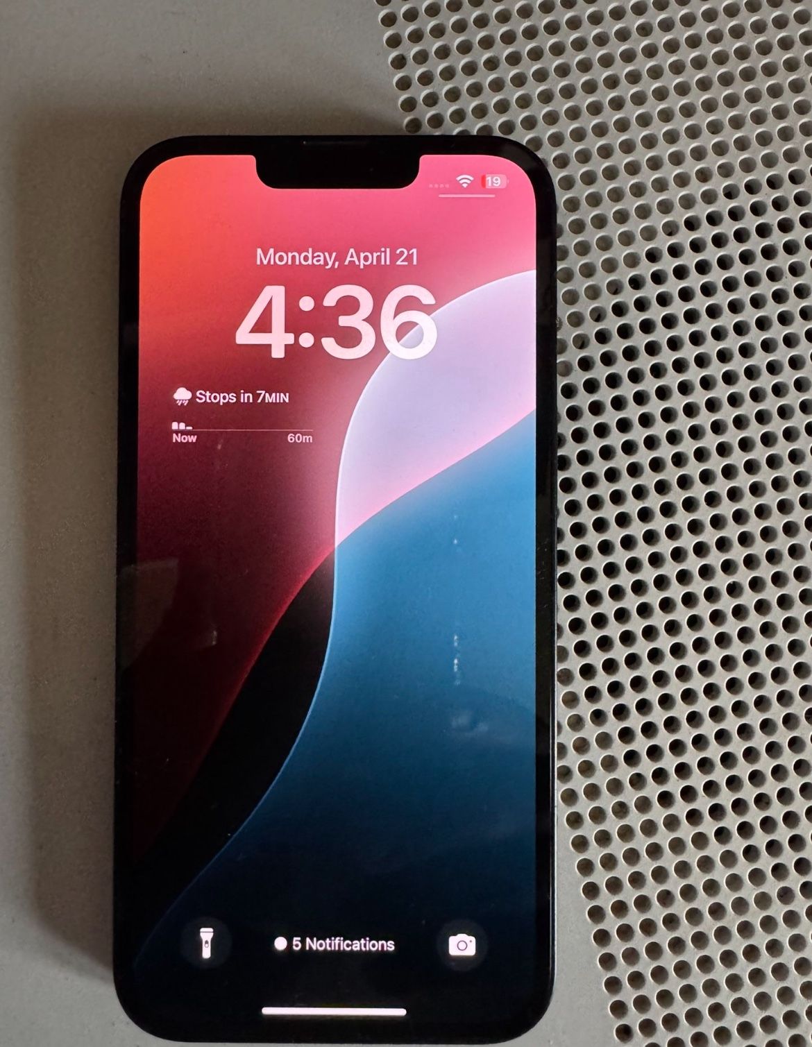 iPhone 13