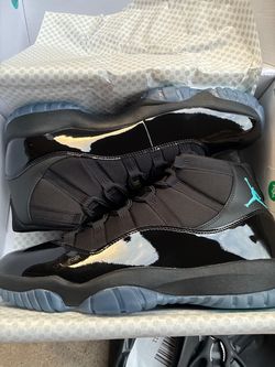 Air Jordan 11 Retro Gamma Blue Sneakers