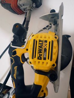 Dewalt Circular Saw