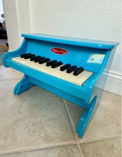 TOY PIANO Melissa & Doug
