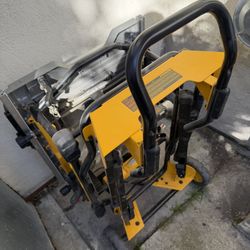 DeWalt Standing Saw 
