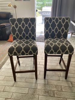 Counter chairs free