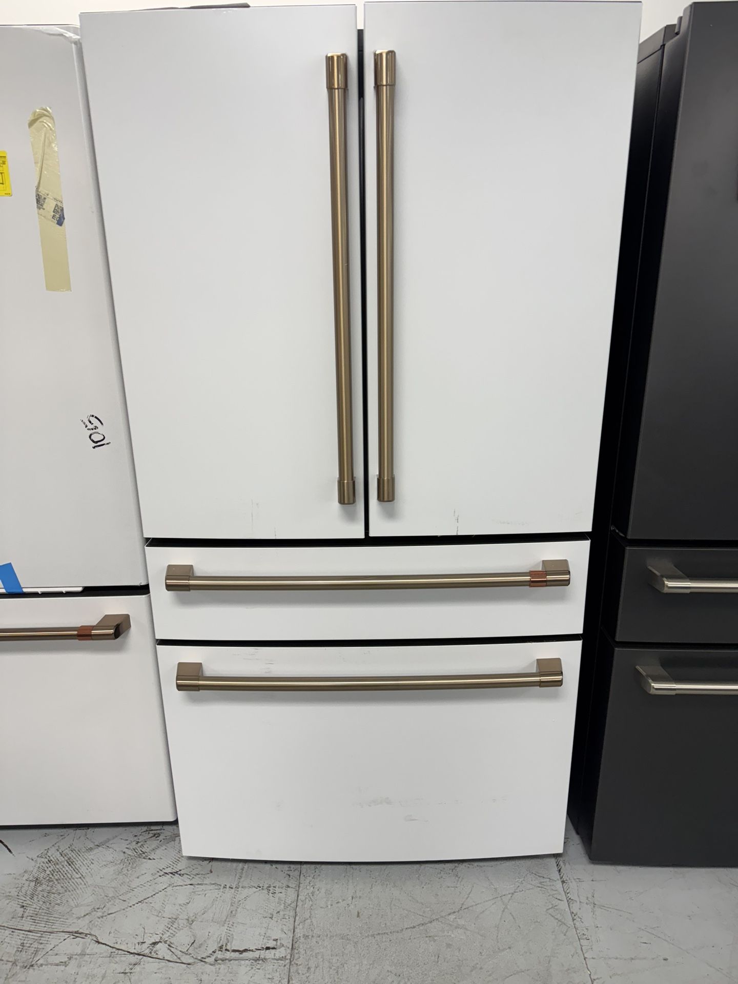 Café Matte White 28 Cu.ft 4 -door Refrigerator