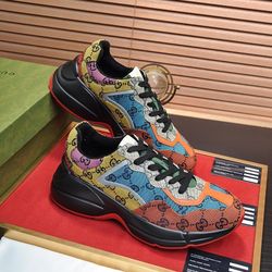 Gucci sneakers