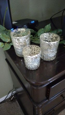 3 Candle holders