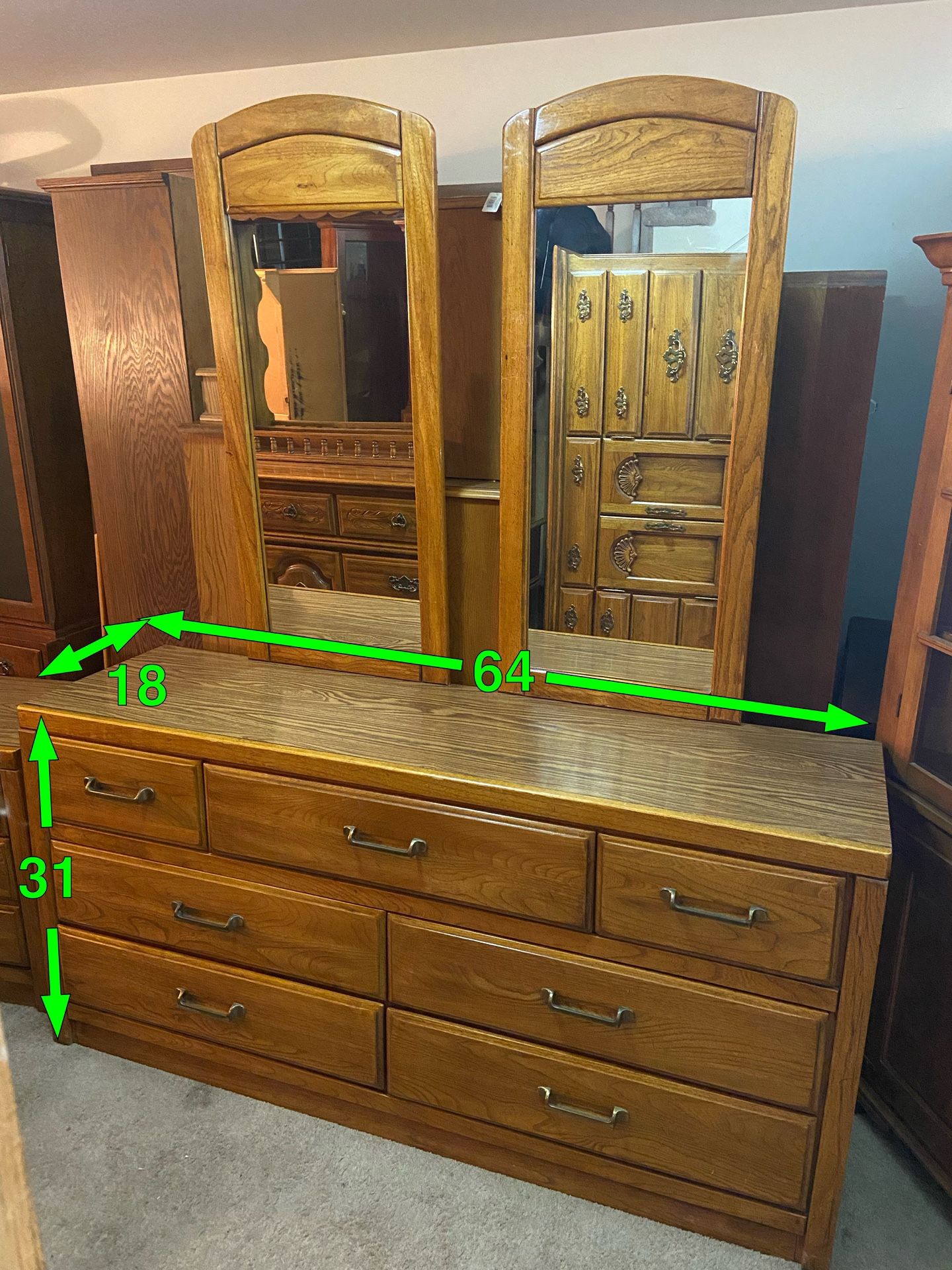 7 Drawer Dresser With 2 Mirrors