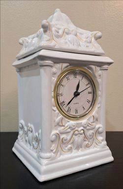 DISNEY "ALICE THROUGH THE LOOKING GLASS" CLOCK COOKIE JAR