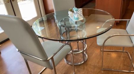 Modern Glass Dining Table Set w/ Chairs – Excellent Condition