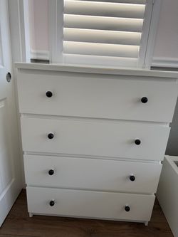 4-drawer dresser