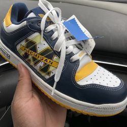 Brand New 18 Year Old Vintage Y2K Wolverine Michigan Adidas 