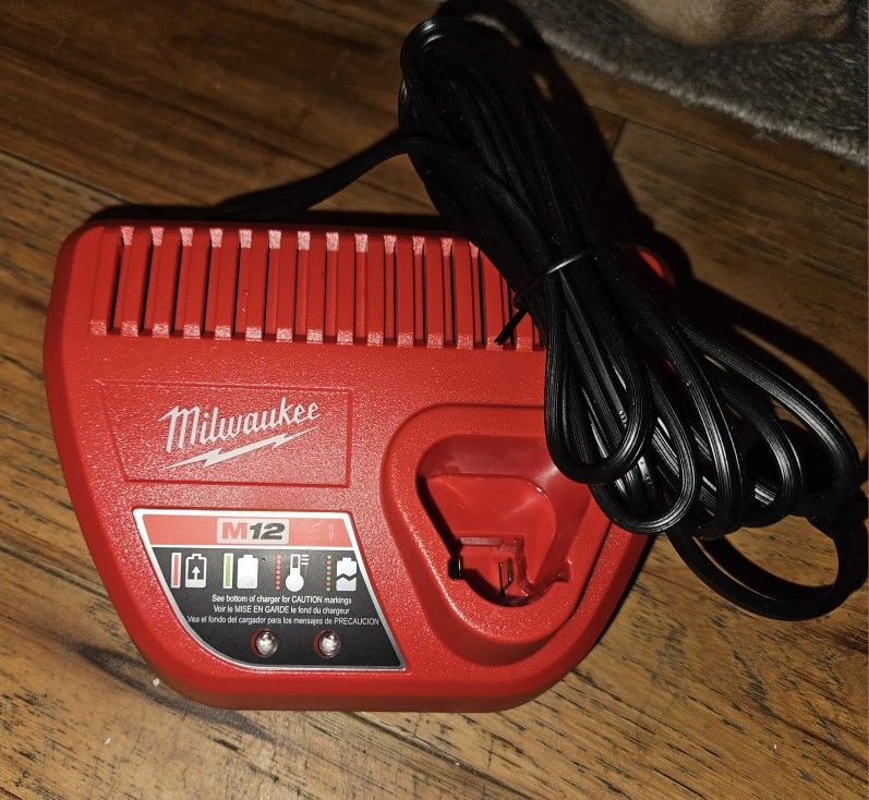 New Milwaukee m12 charger (FIRM 10)