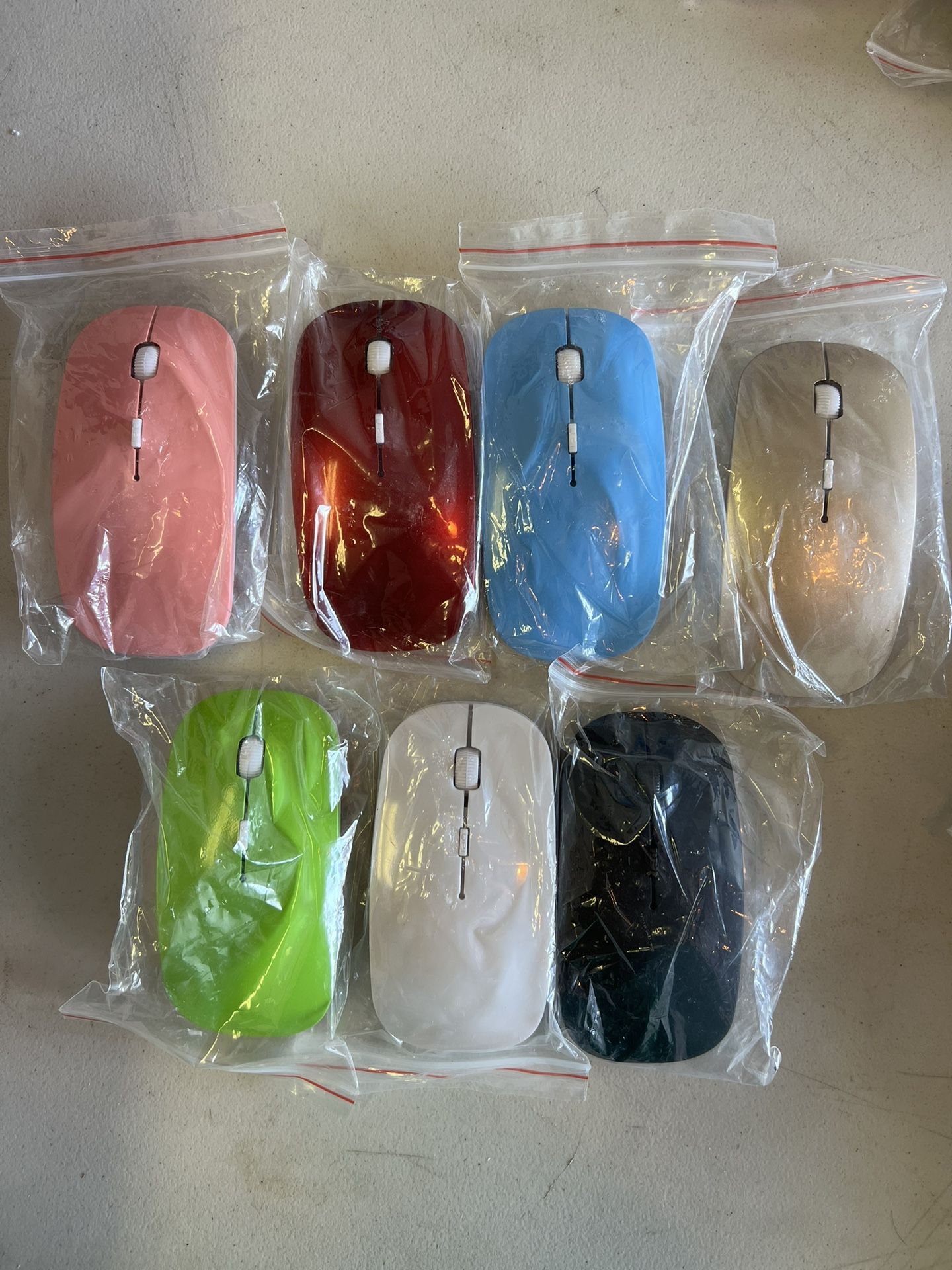 WHOLESALE - Mouse Ultra Thin USB Optical Wireless 2.4G Receiver Super Slim For Computer PC (206 pcs)