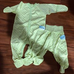 Lot Of Clothes For Baby 0-3 Months 