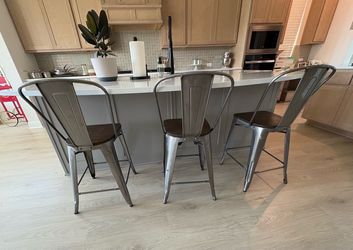 3 Counter Height Stools