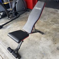 Adjustable Weight Bench