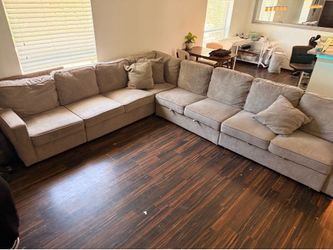 $150 OBO – Large Sectional Sleeper Sofa (Seats 8)