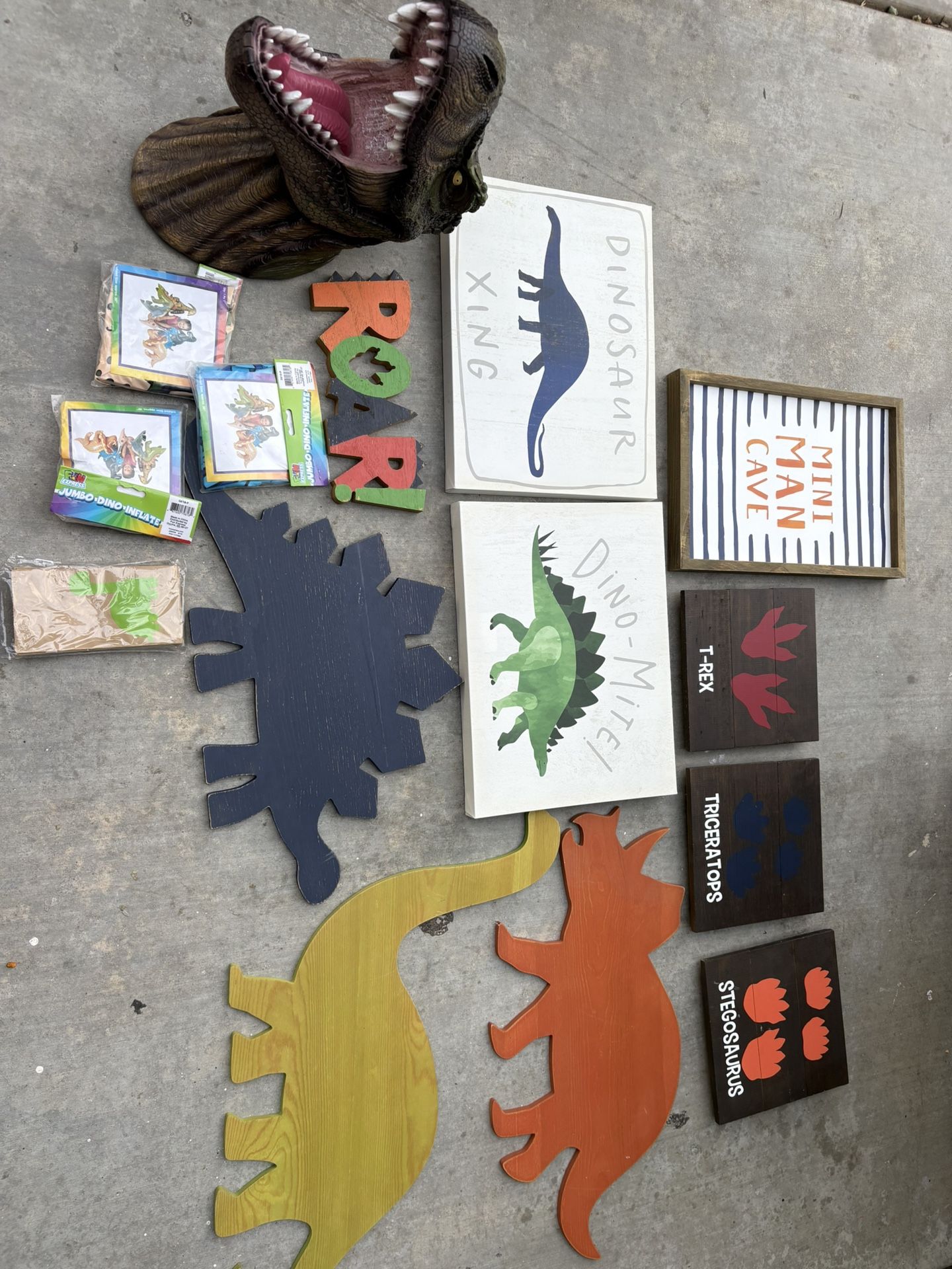 Dinosaur decorations