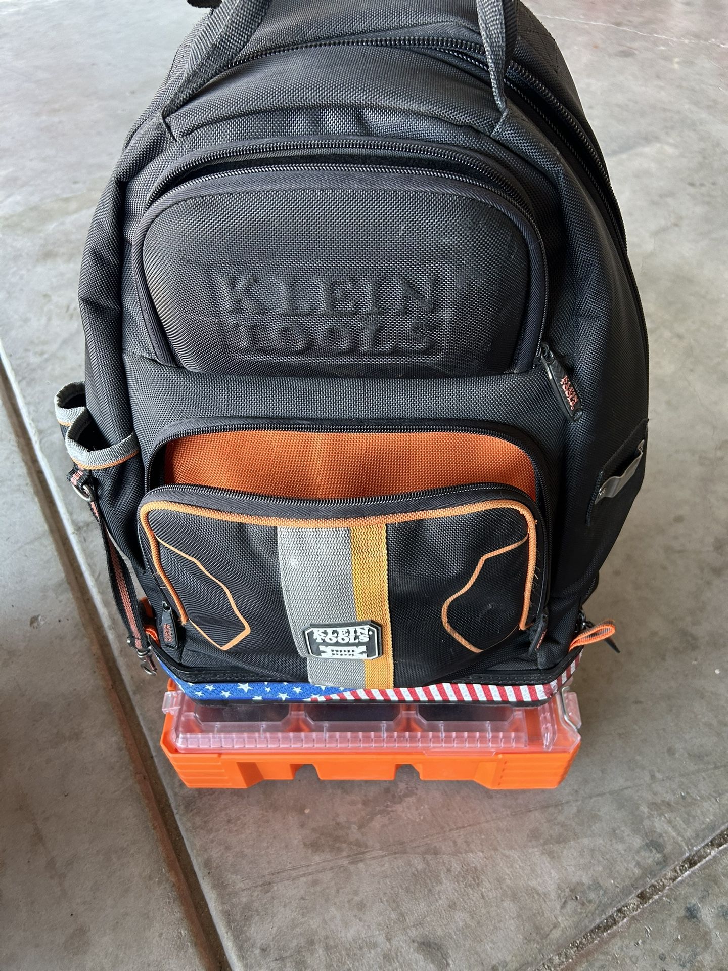 Klein Backpack