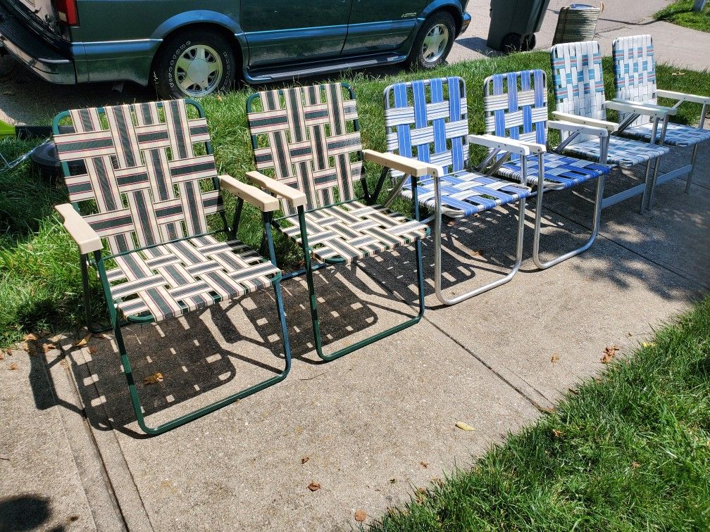 Vintage Folding Lawn Chairs