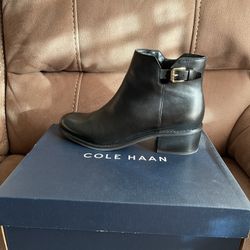 Cole Haan Leather Booties Size 8.
