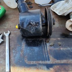 1969 = 1970 Torino Steering Pump