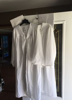 White Jostens graduation gowns