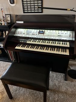 Lowery Fanfare Organ