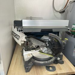 Table Saw With Roll Table