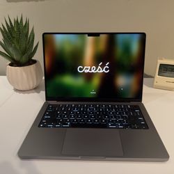 Apple MacBook Pro 14" (2021) - M1 Pro - 16GB RAM - 512GB SSD - Space Gray