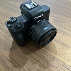Canon M50