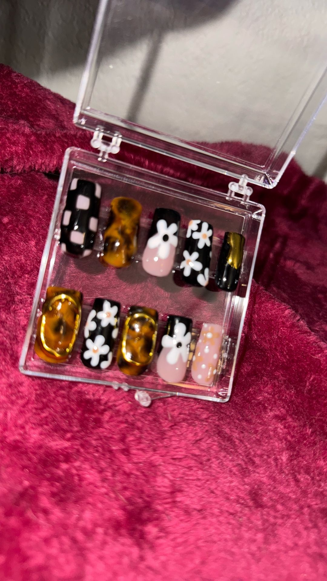 Press-on Nails