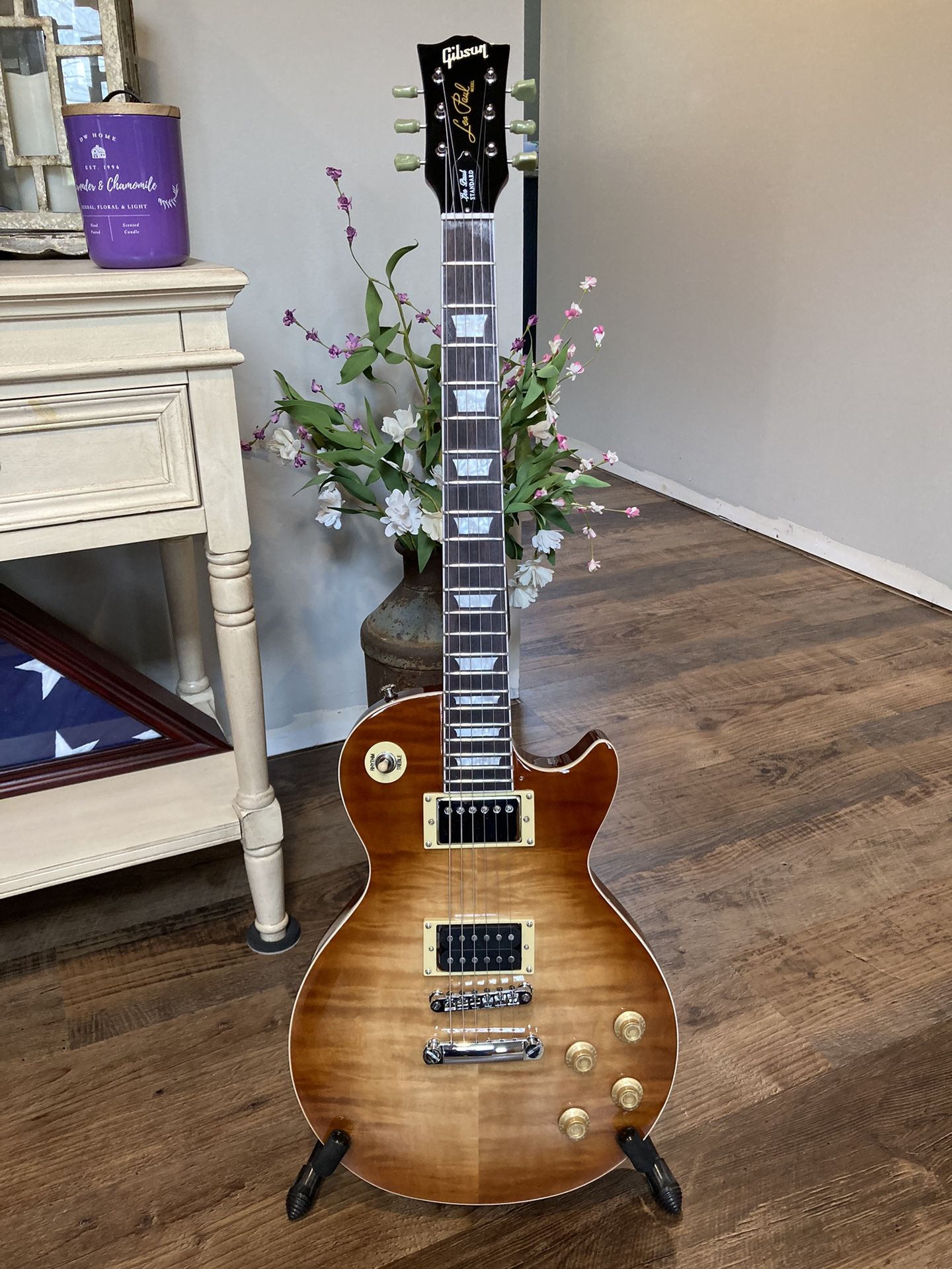 Les Paul Copy Electric Guitar From China 