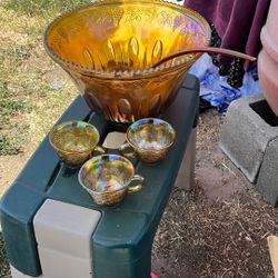 carnival class bowl with 12 cups 