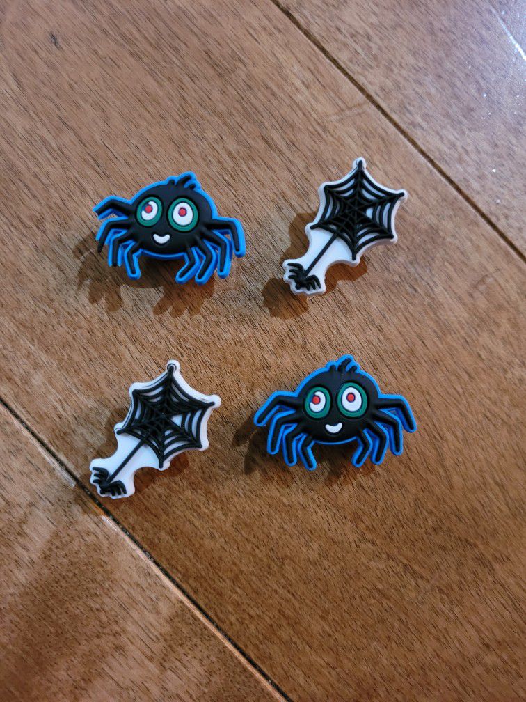 Lot Of 4 Spider Croc Charms 